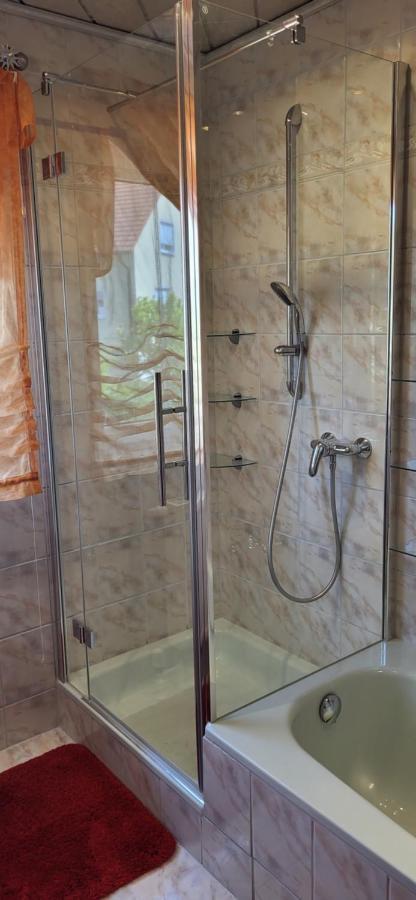 Attraktive 3 Zimmer Wohnung In Ruhiger Lage Ansbach Kültér fotó